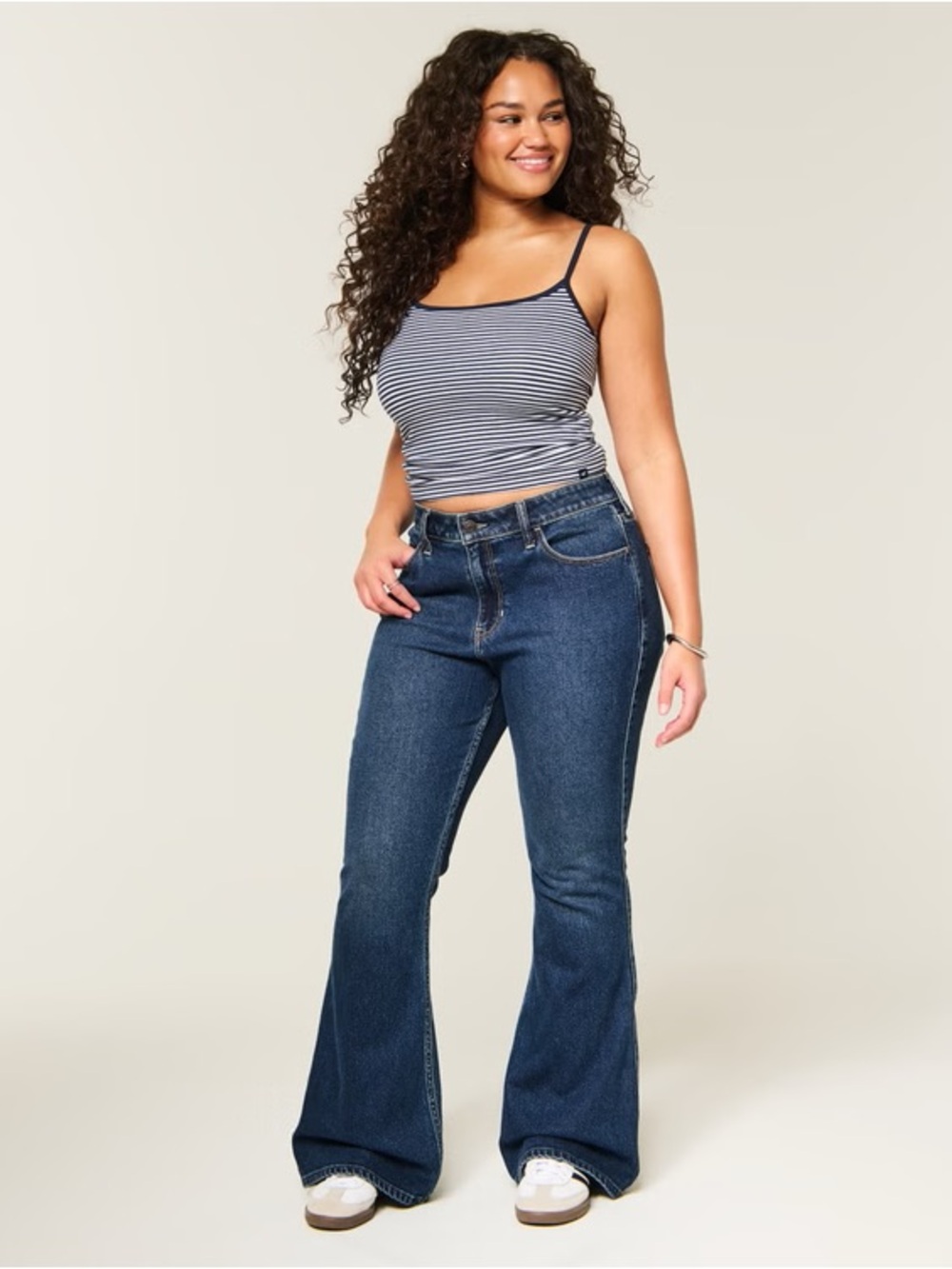 Hollister Curvy High-Rise Dark Wash Flare Jeans SIZE 4 SHORT